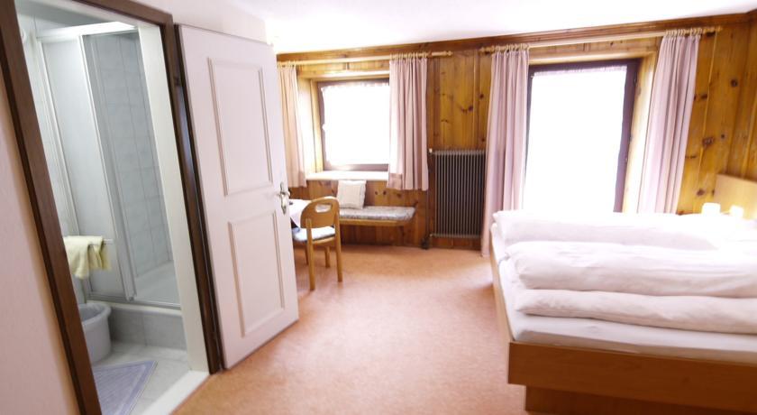 Villa Garni Flori Längenfeld Habitación foto